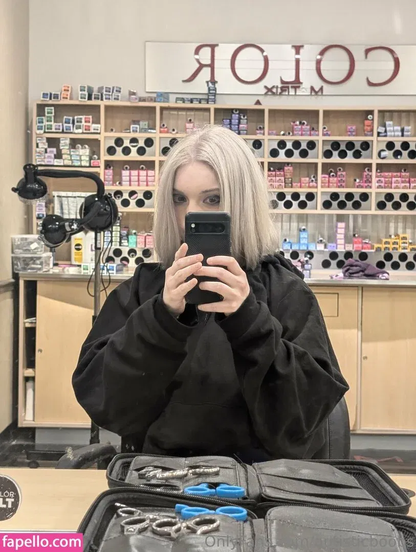 autisticboobs Onlyfans Photo Gallery 