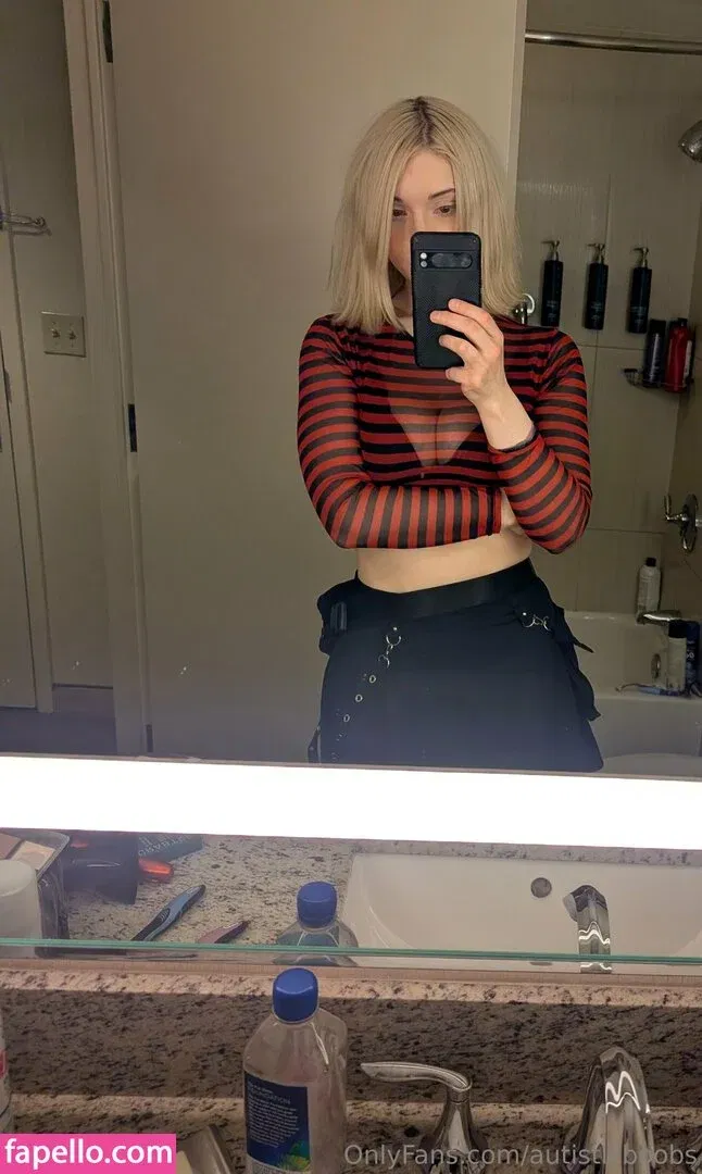 autisticboobs Onlyfans Photo Gallery 
