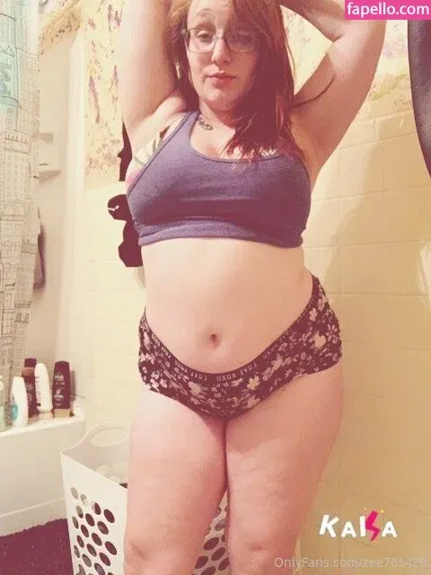 zee765420 Onlyfans Photo Gallery 