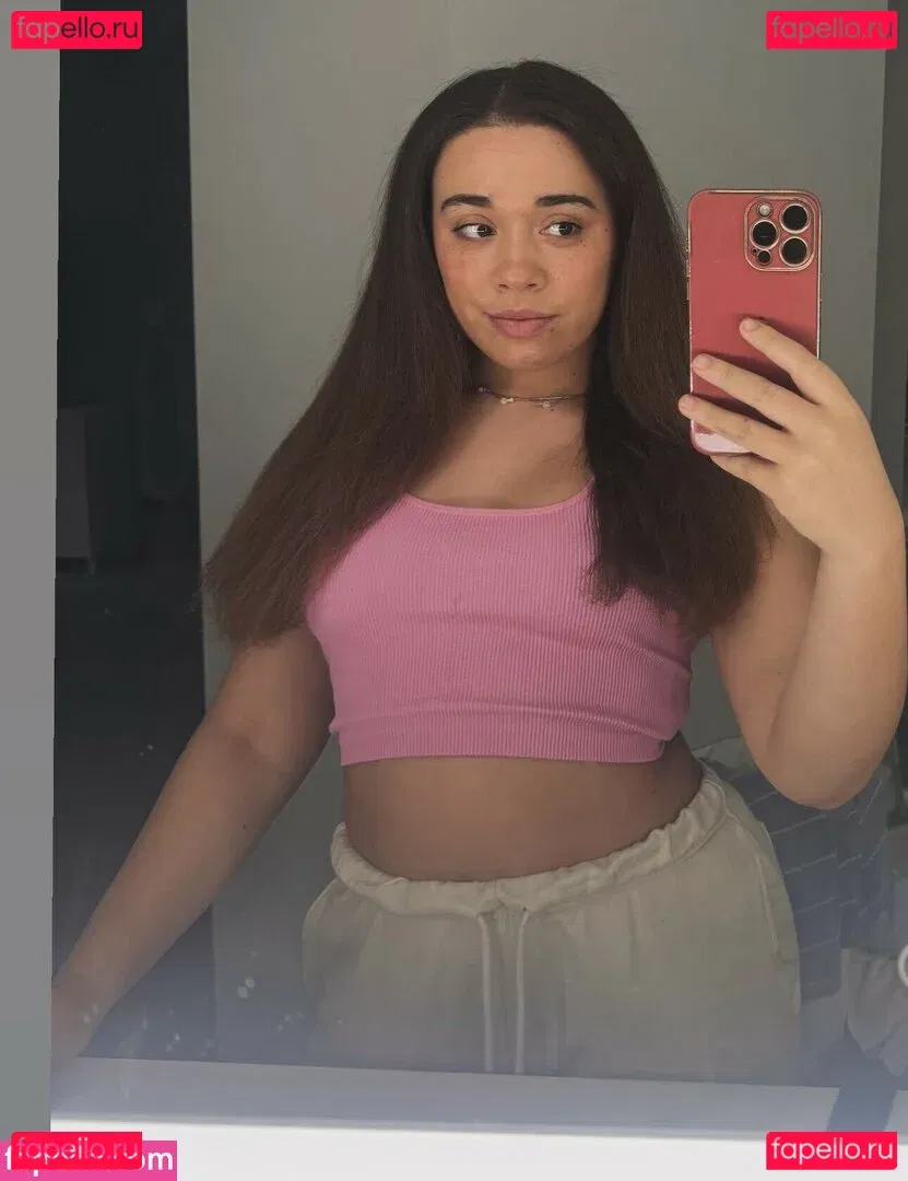 Willow Ryder Onlyfans Photo Gallery 