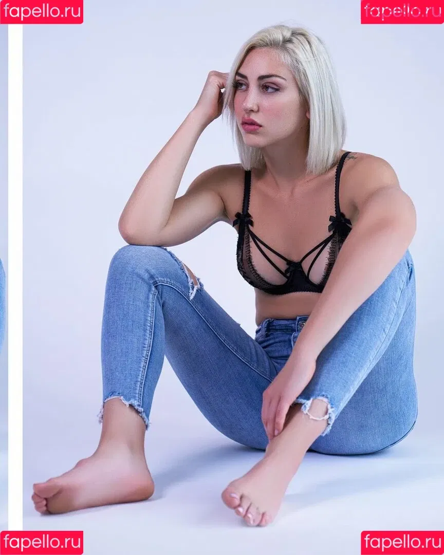 Paula Dinamicah Onlyfans Photo Gallery 