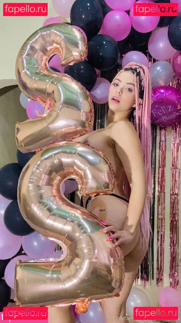 Genesis Muneton Onlyfans Photo Gallery 