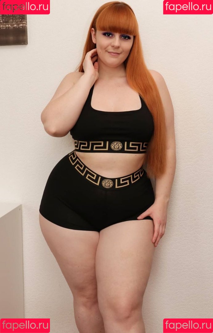 Nicole Herring Onlyfans Photo Gallery 