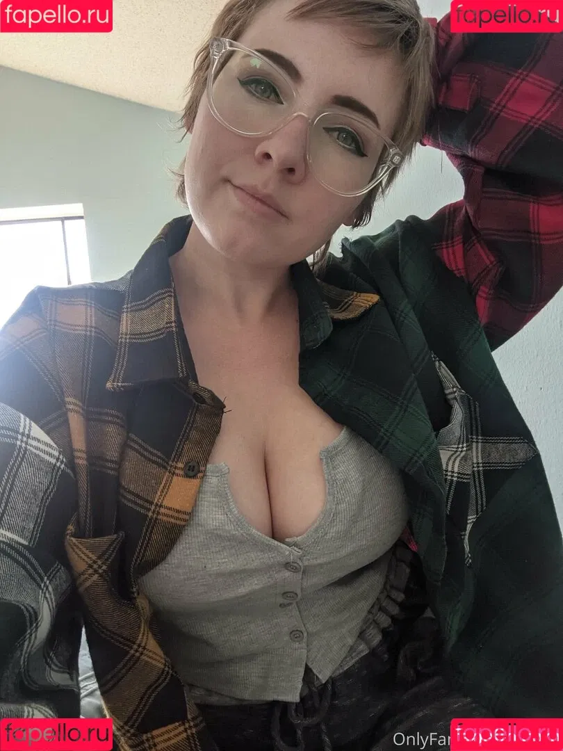Simrell Onlyfans Photo Gallery 