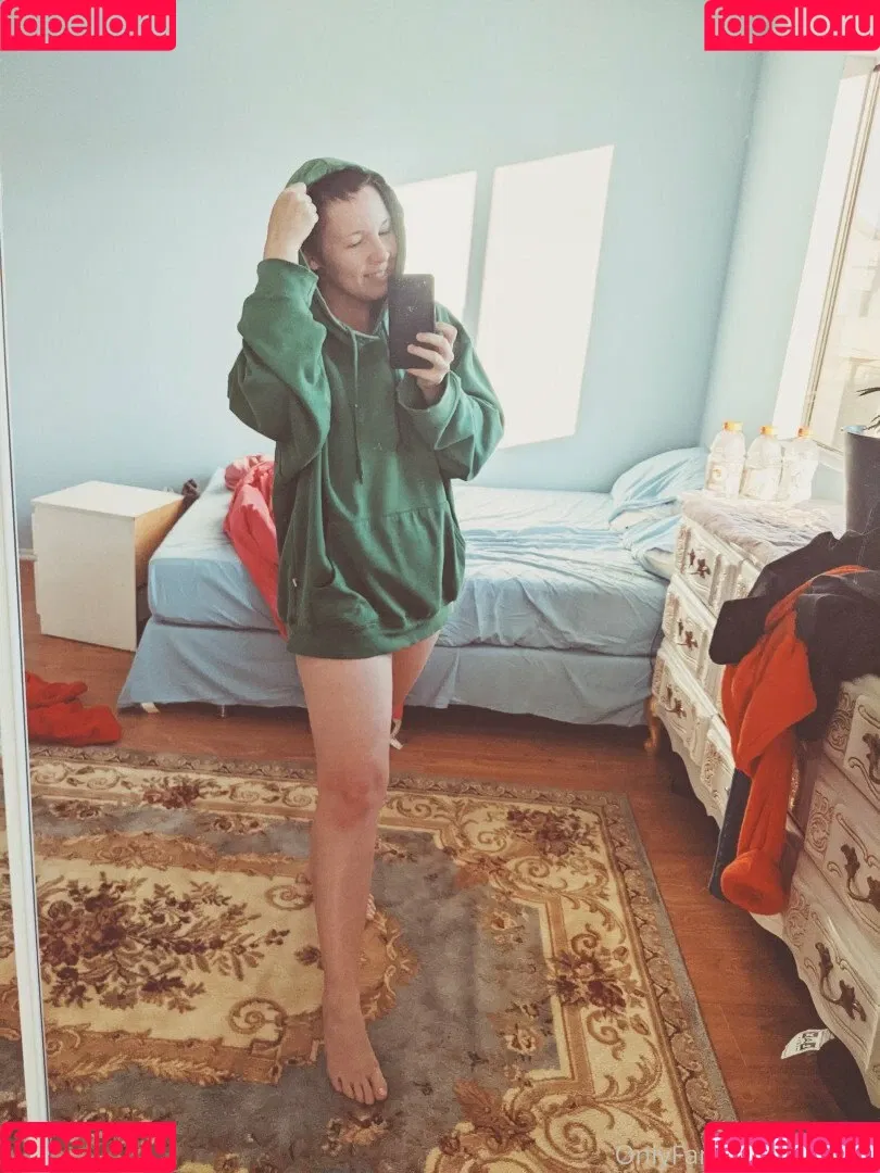 Simrell Onlyfans Photo Gallery 