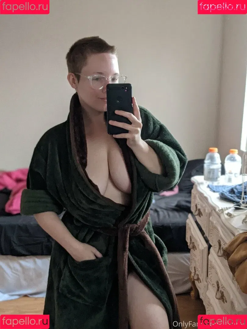 Simrell Onlyfans Photo Gallery 
