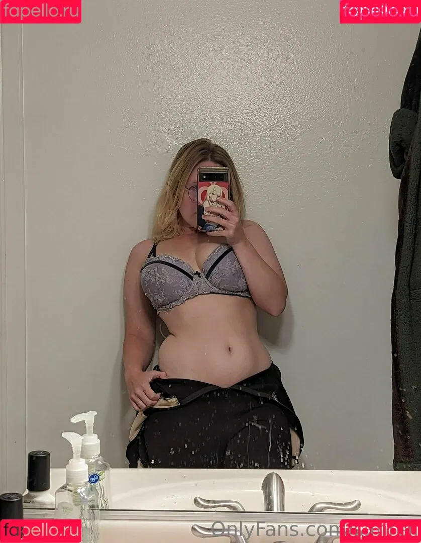 Simrell Onlyfans Photo Gallery 