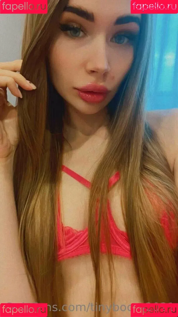tinyboom2021 Onlyfans Photo Gallery 
