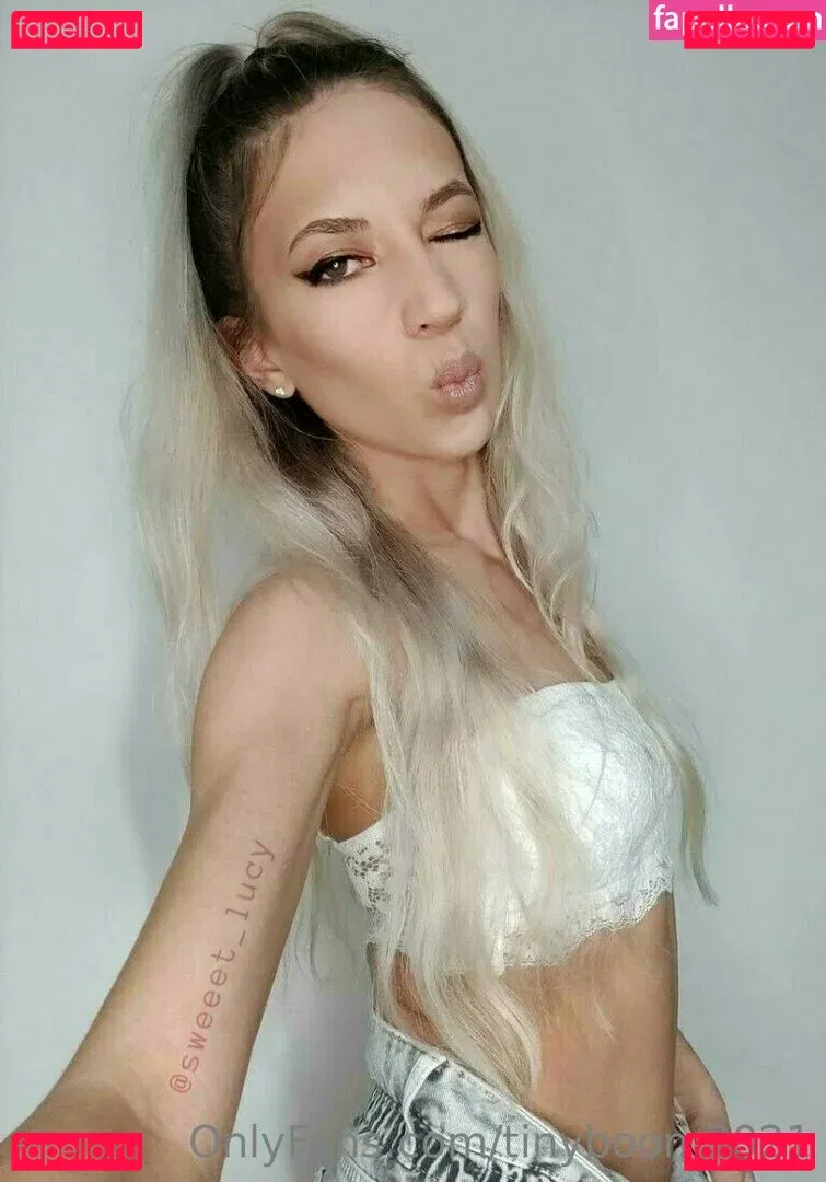 tinyboom2021 Onlyfans Photo Gallery 