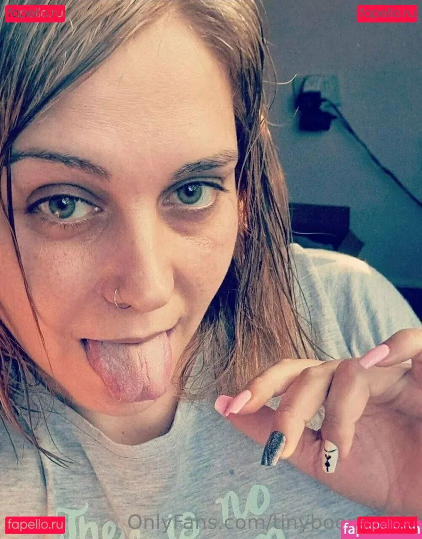 tinyboom2021 Onlyfans Photo Gallery 