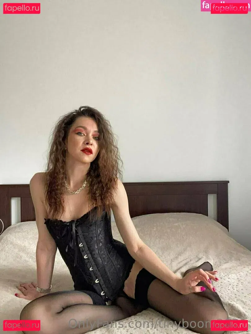 tinyboom2021 Onlyfans Photo Gallery 