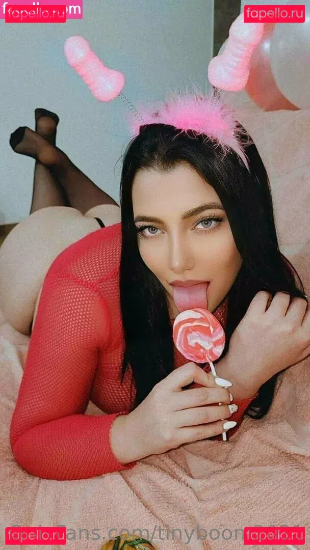 tinyboom2021 Onlyfans Photo Gallery 