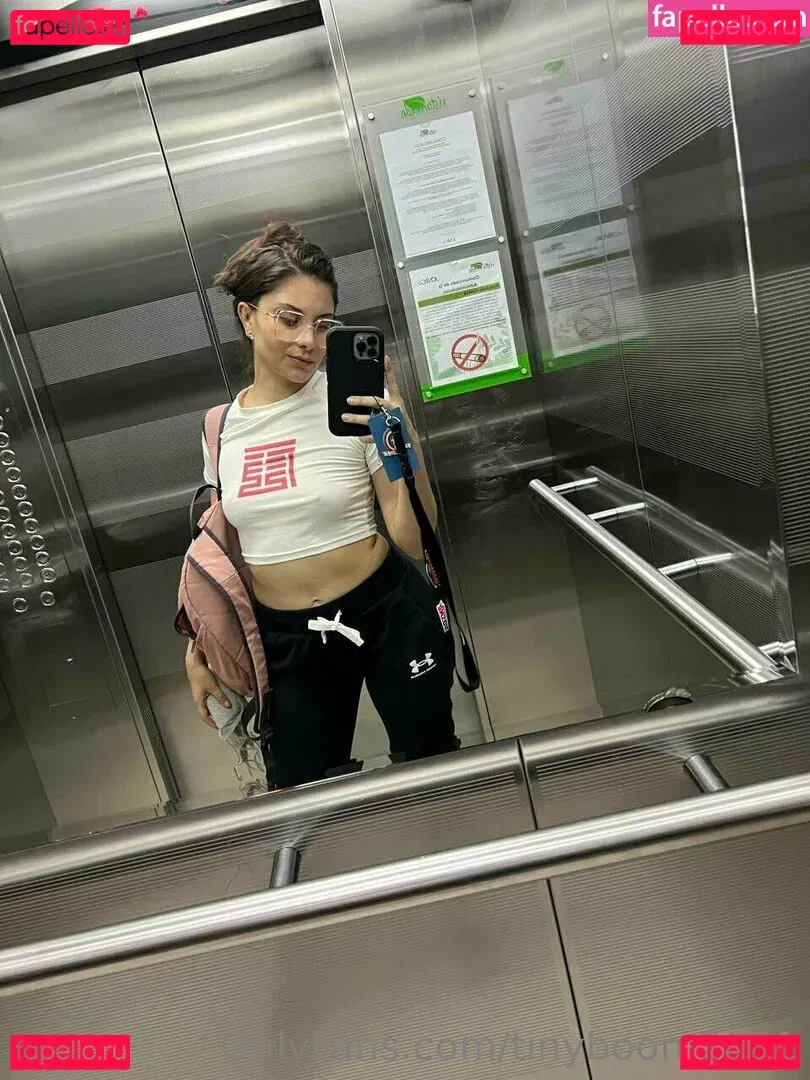 tinyboom2021 Onlyfans Photo Gallery 