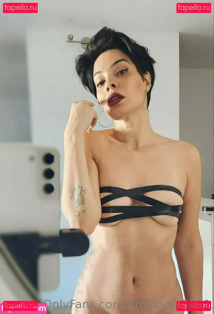 tinyboom2021 Onlyfans Photo Gallery 