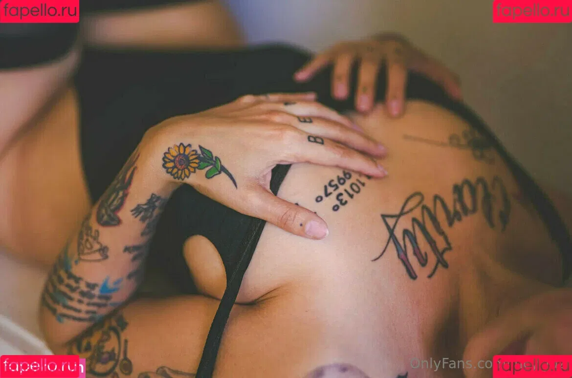 LucyLuz Onlyfans Photo Gallery 