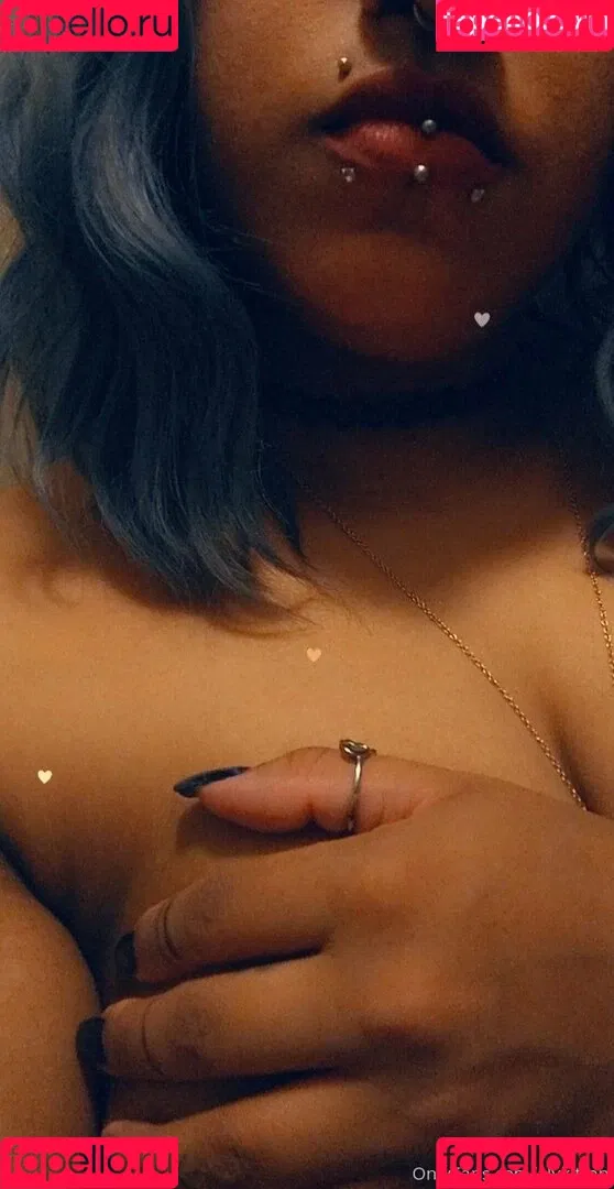raeraejiggles Onlyfans Photo Gallery 