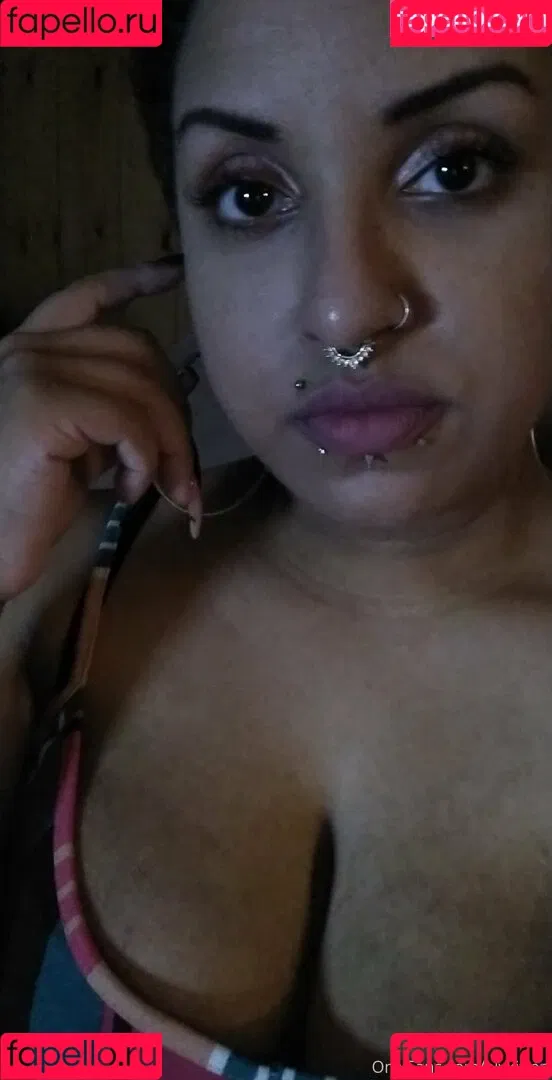 raeraejiggles Onlyfans Photo Gallery 