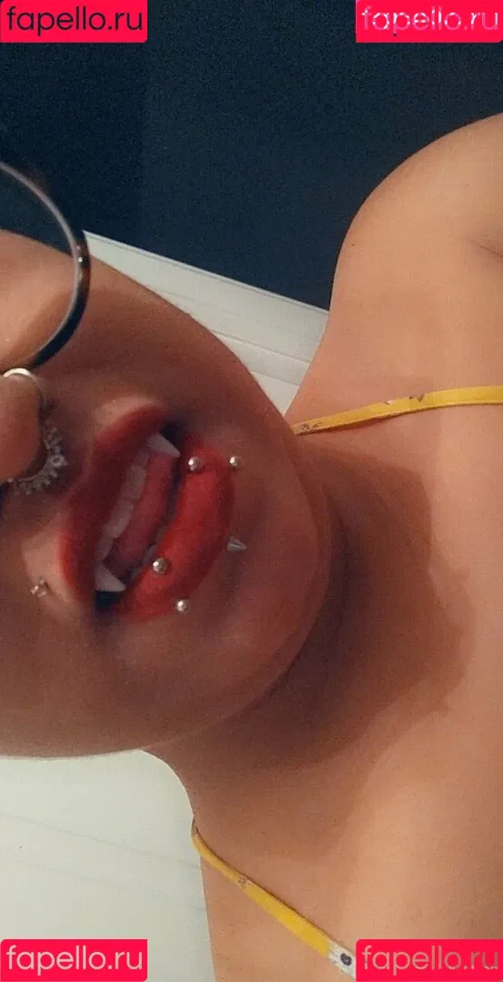 raeraejiggles Onlyfans Photo Gallery 