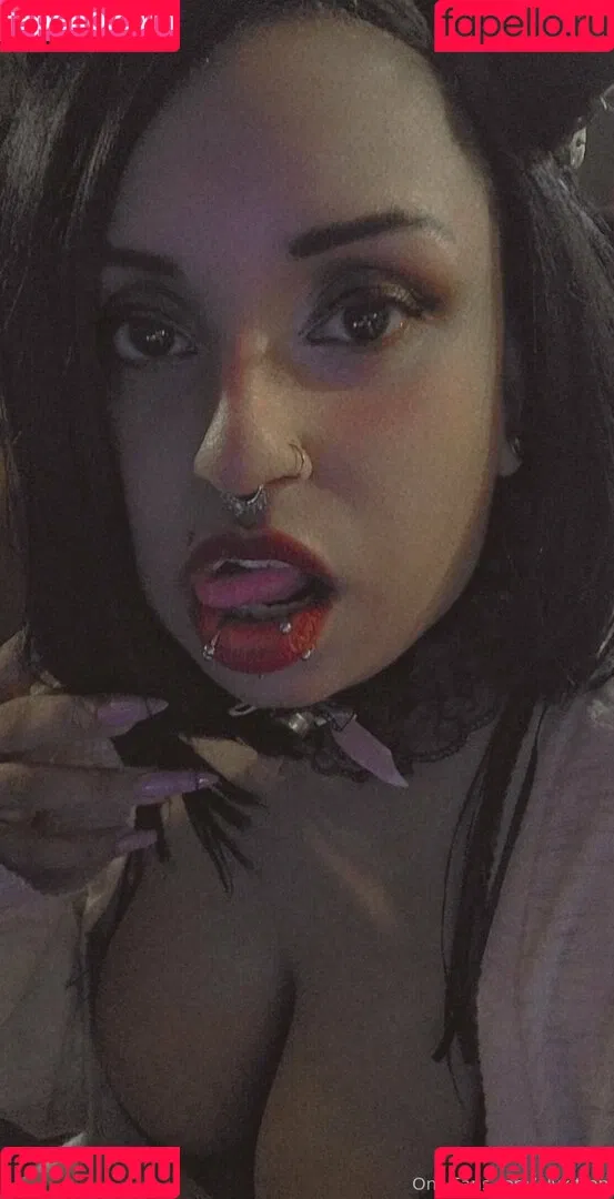 raeraejiggles Onlyfans Photo Gallery 