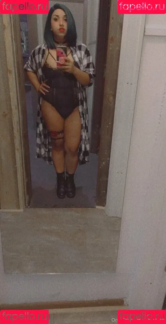 raeraejiggles Onlyfans Photo Gallery 