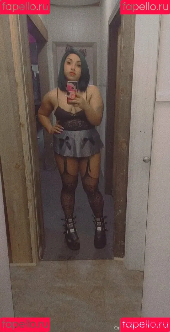 raeraejiggles Onlyfans Photo Gallery 