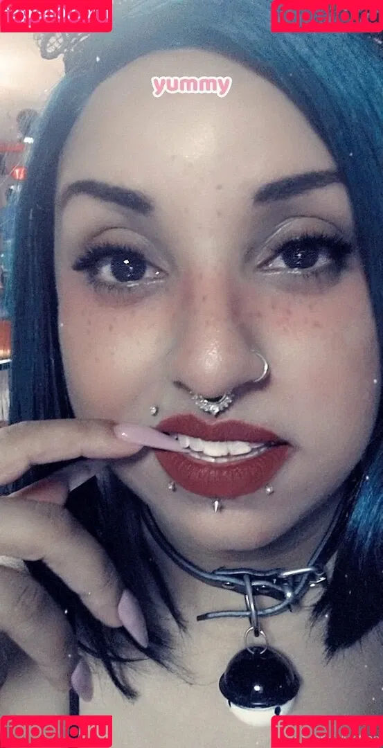 raeraejiggles Onlyfans Photo Gallery 