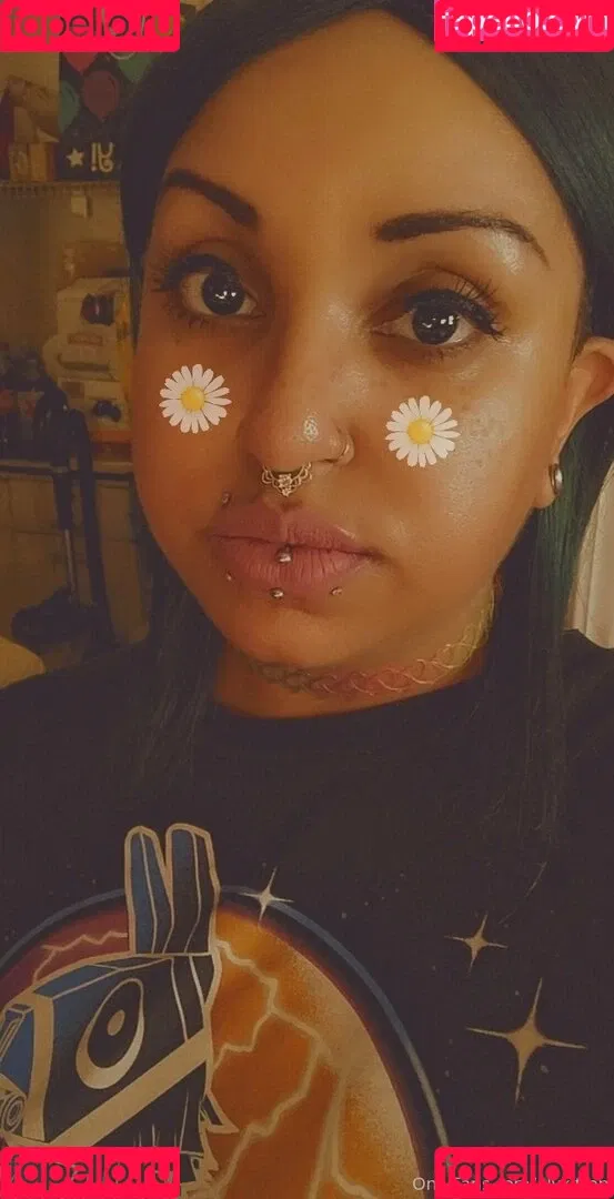 raeraejiggles Onlyfans Photo Gallery 