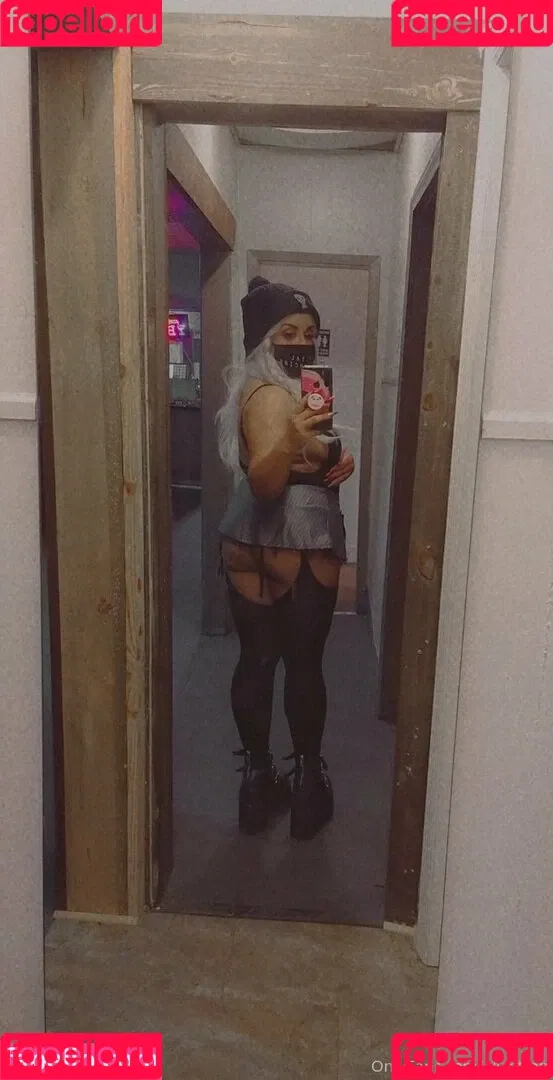 raeraejiggles Onlyfans Photo Gallery 