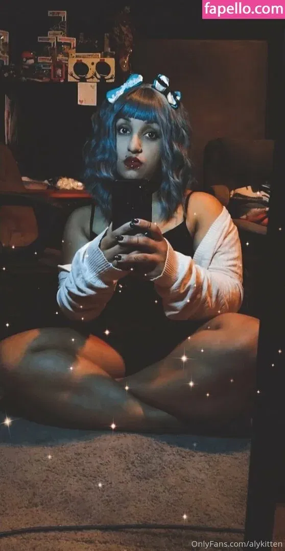 raeraejiggles Onlyfans Photo Gallery 