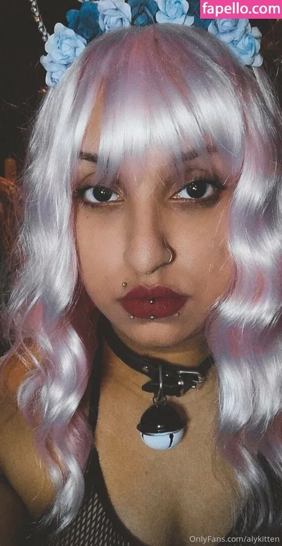 raeraejiggles Onlyfans Photo Gallery 