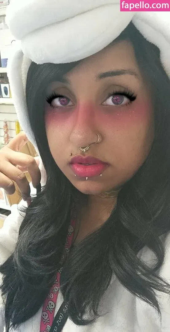 raeraejiggles Onlyfans Photo Gallery 