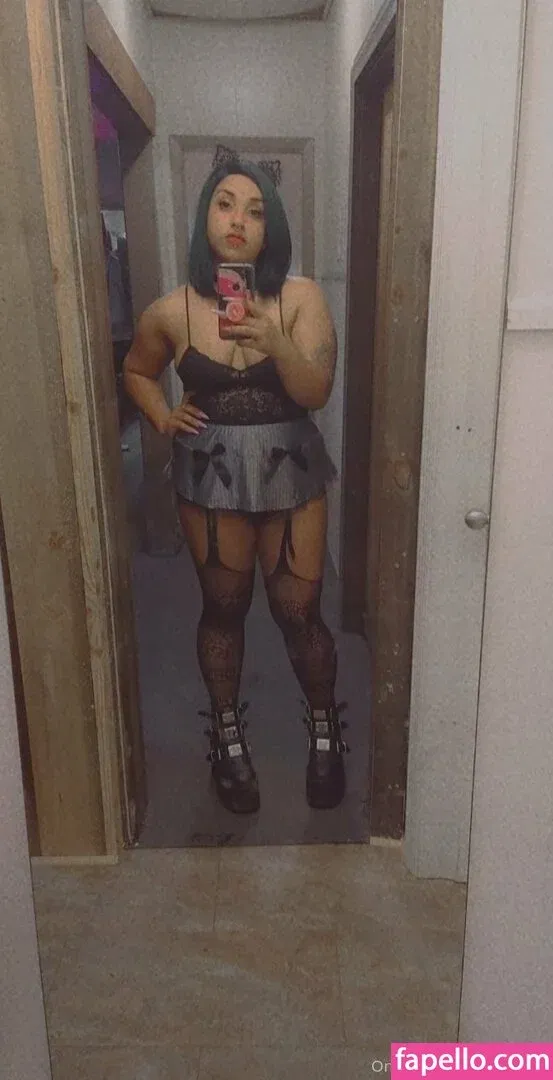 raeraejiggles Onlyfans Photo Gallery 