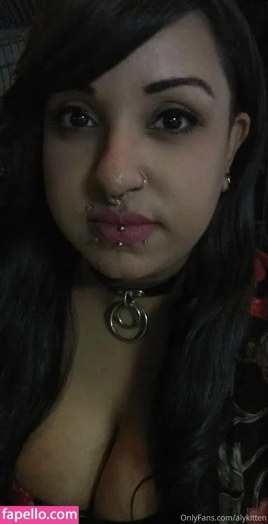 raeraejiggles Onlyfans Photo Gallery 