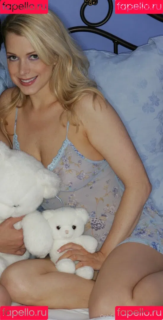 sydneymoon Onlyfans Photo Gallery 