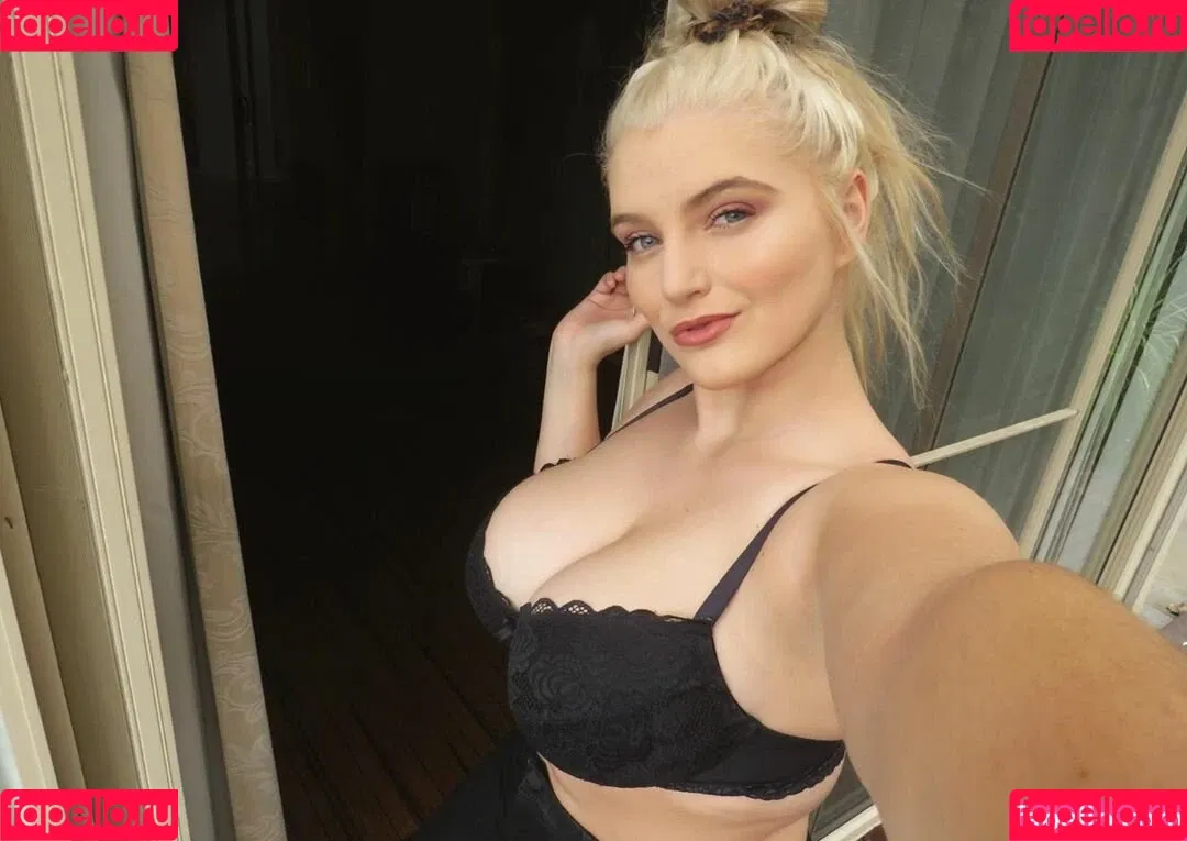 Casey Leigh Onlyfans Photo Gallery 
