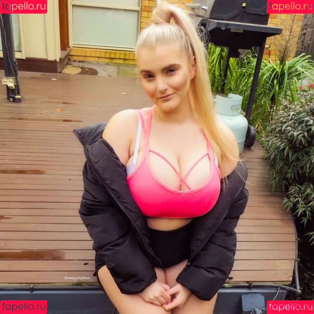 Casey Leigh Onlyfans Photo Gallery 