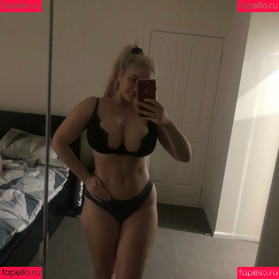 Casey Leigh Onlyfans Photo Gallery 