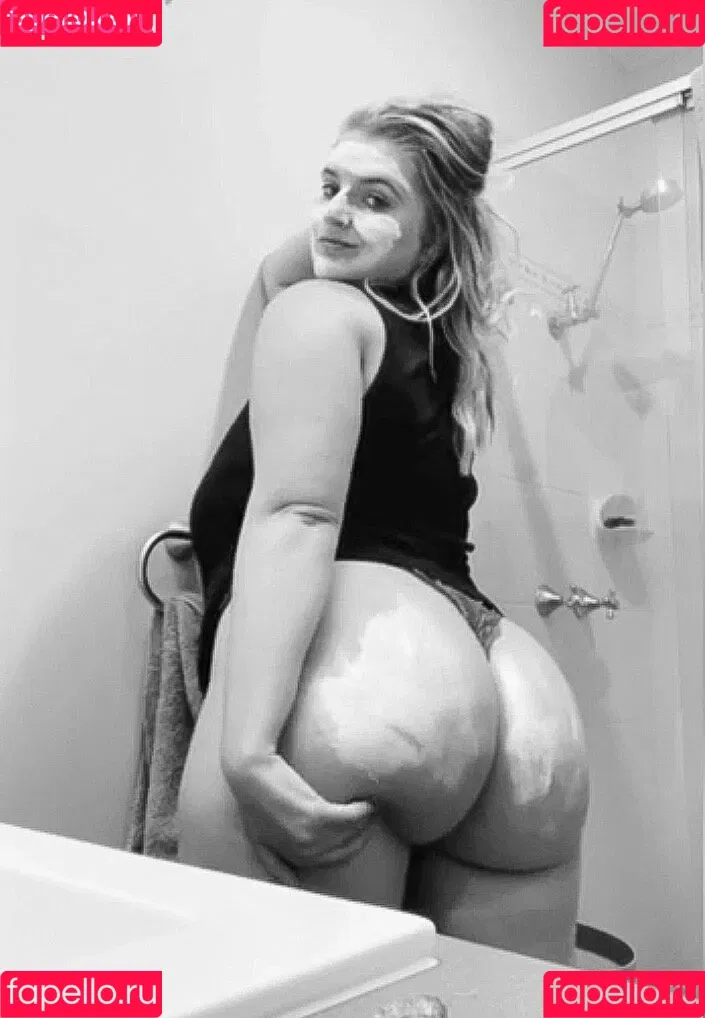 Casey Leigh Onlyfans Photo Gallery 