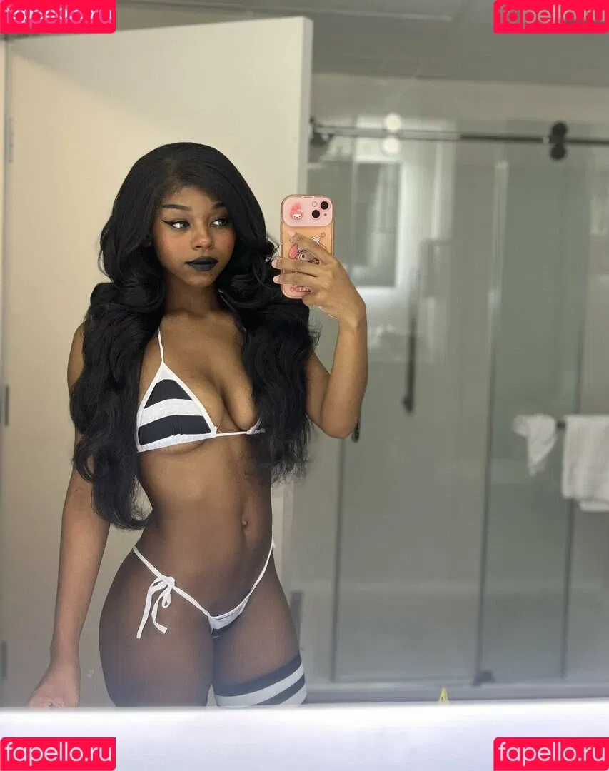 ElectricbumSky Onlyfans Photo Gallery 