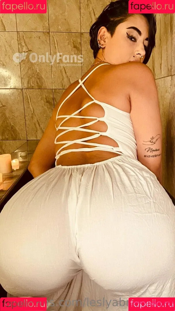 leslyabrahamof Onlyfans Photo Gallery 
