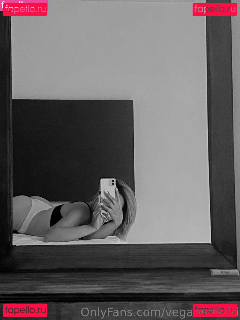 veganefertiti Onlyfans Photo Gallery 