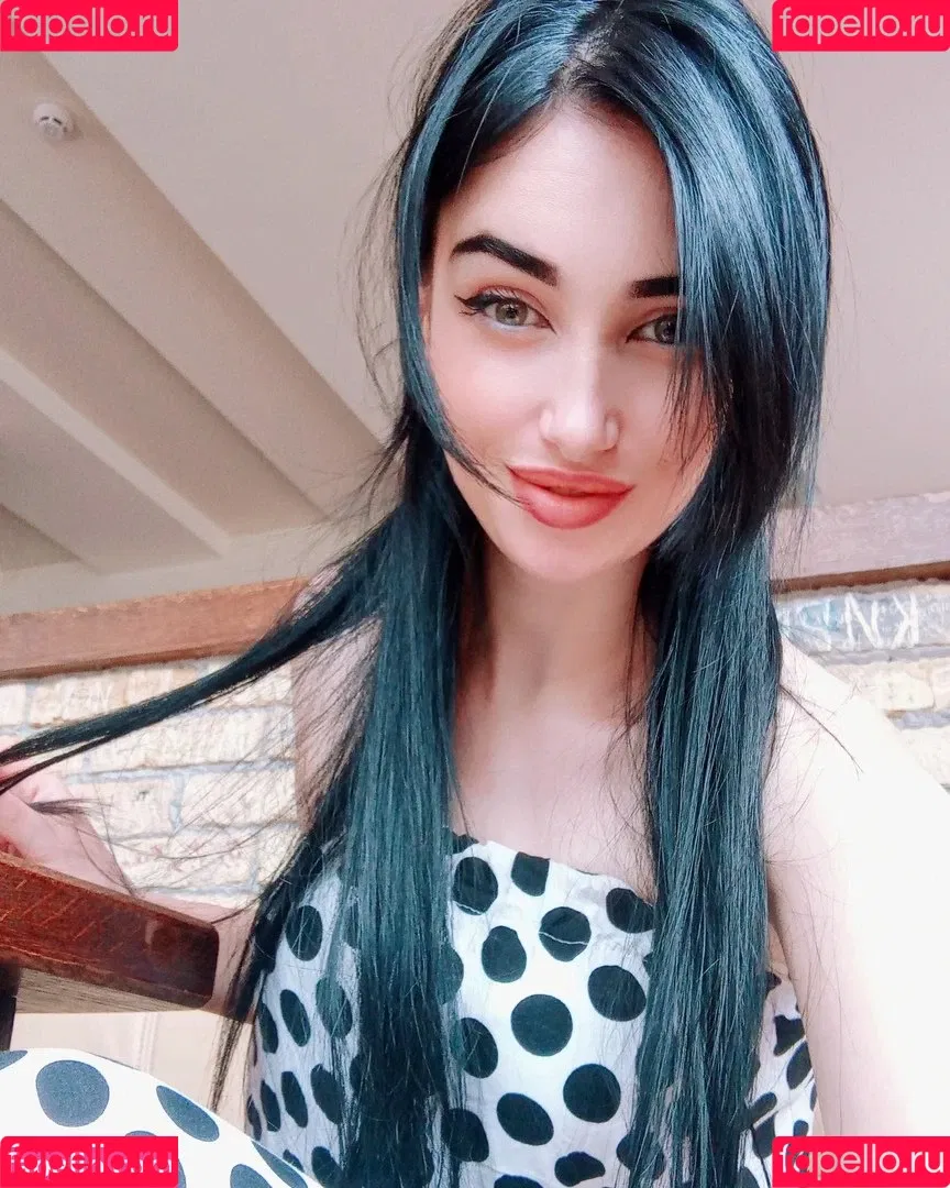 Ayana Abramova Onlyfans Photo Gallery 