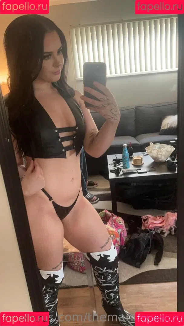 themarianacross Onlyfans Photo Gallery 
