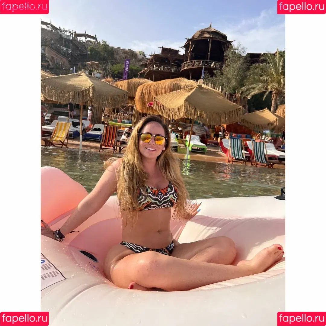 Sophie Defoe Onlyfans Photo Gallery 