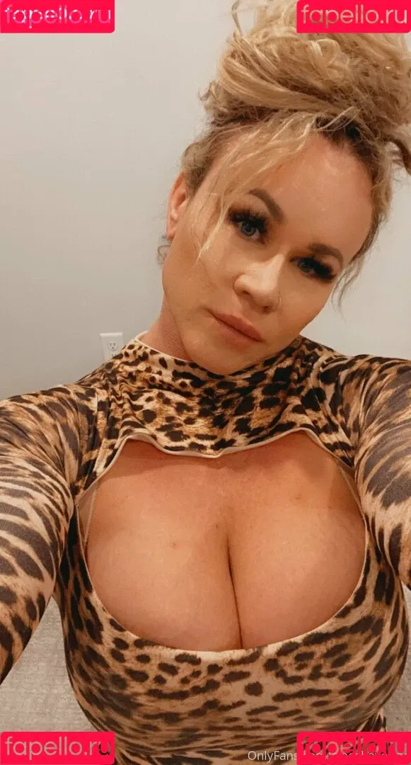 aleeshayoung Onlyfans Photo Gallery 