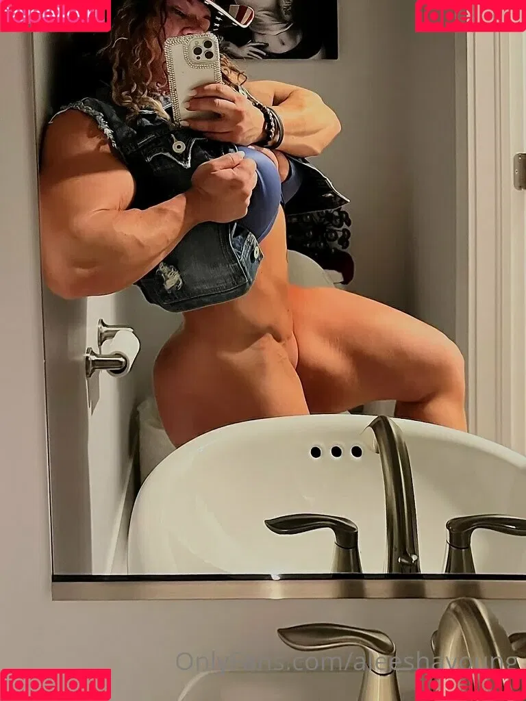 aleeshayoung Onlyfans Photo Gallery 