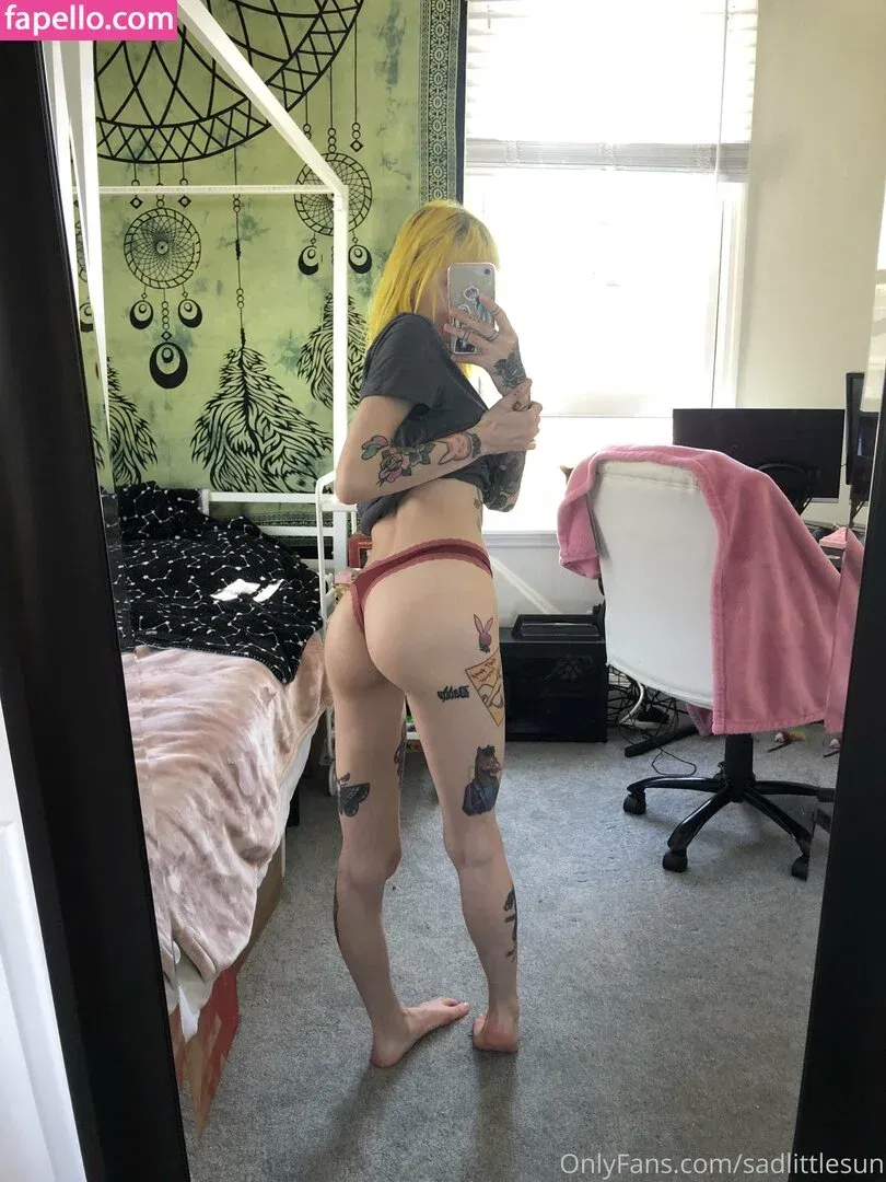 sadlittlesun Onlyfans Photo Gallery 
