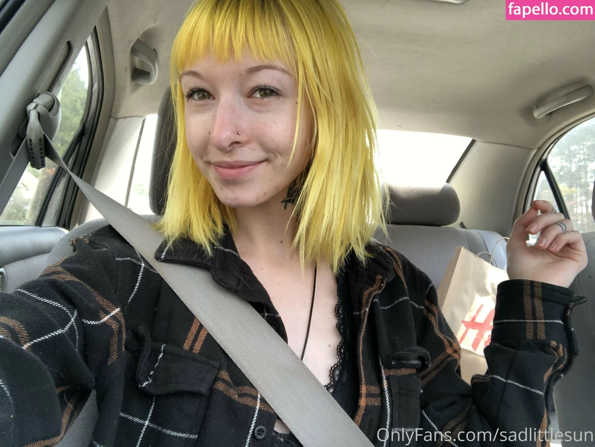 sadlittlesun Onlyfans Photo Gallery 