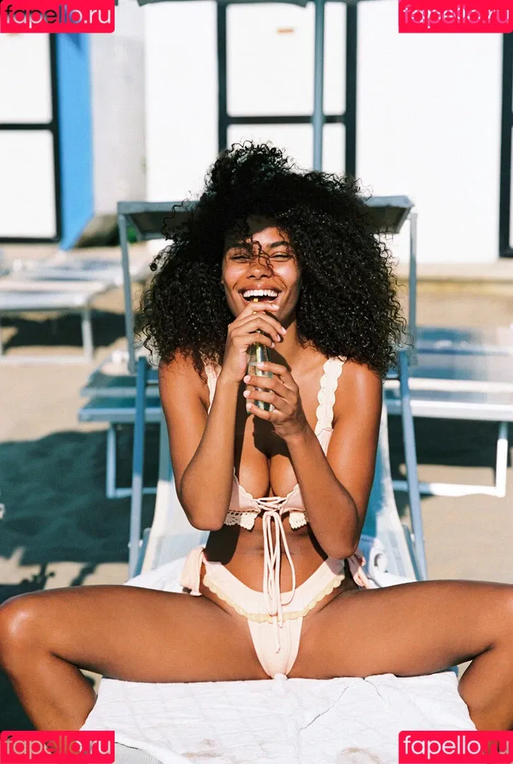 Tina Kunakey Onlyfans Photo Gallery 