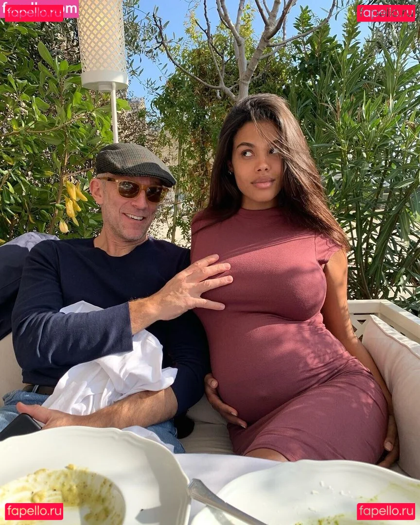 Tina Kunakey Onlyfans Photo Gallery 